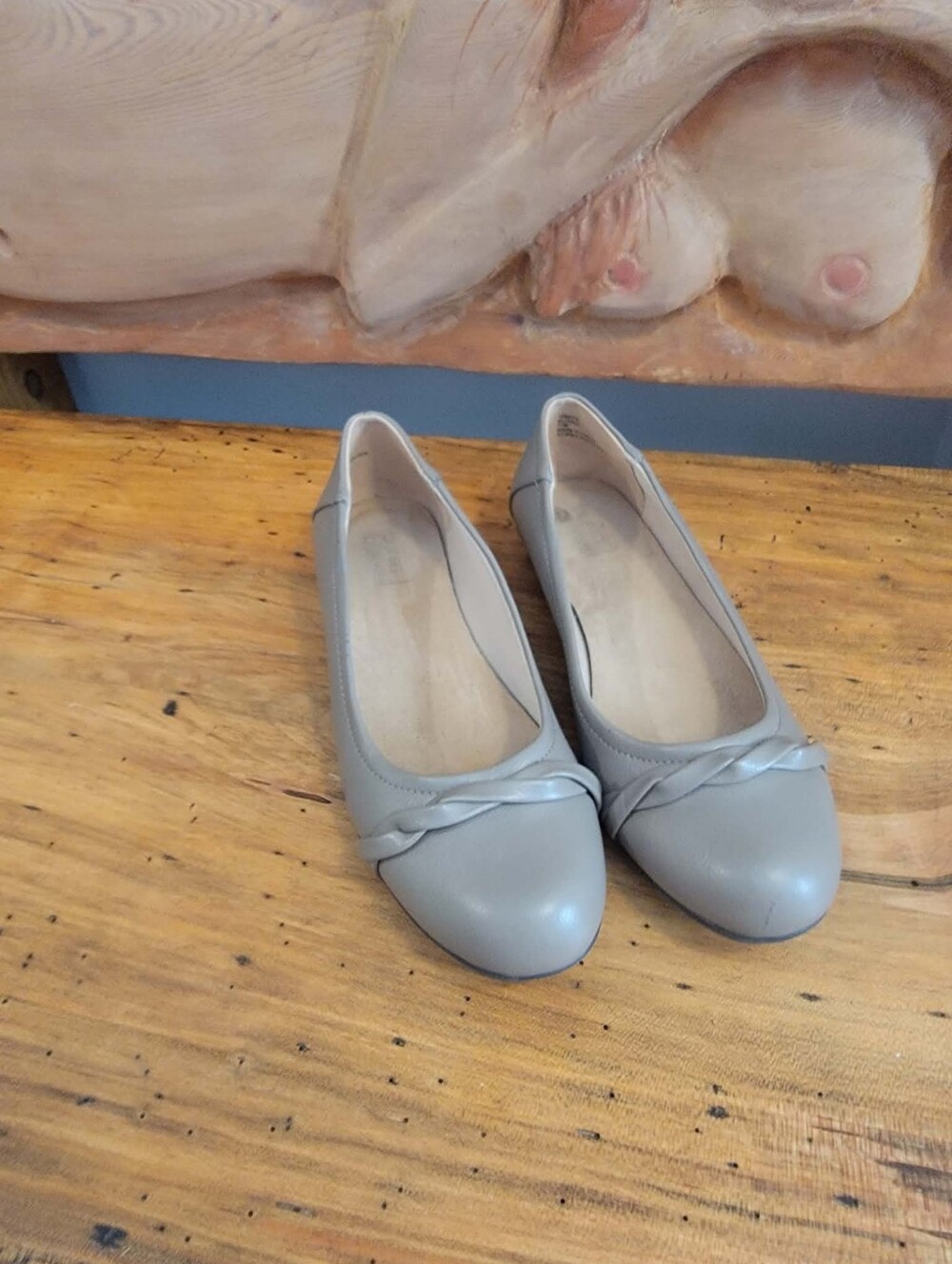 Lauren Blackwell Elaina Size 7.5 Tan Faux Leather Round Toe Slip on Dress Flats